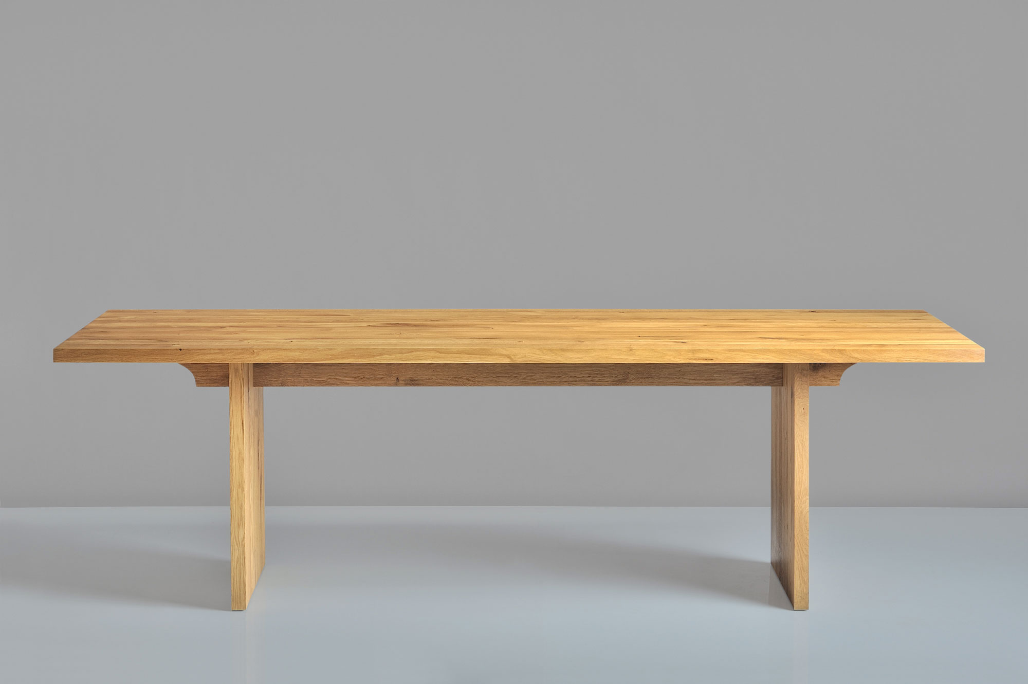 Wangentisch Massivholz SAGA 1408 Maßgefertigt aus Massivholz von vitamin design