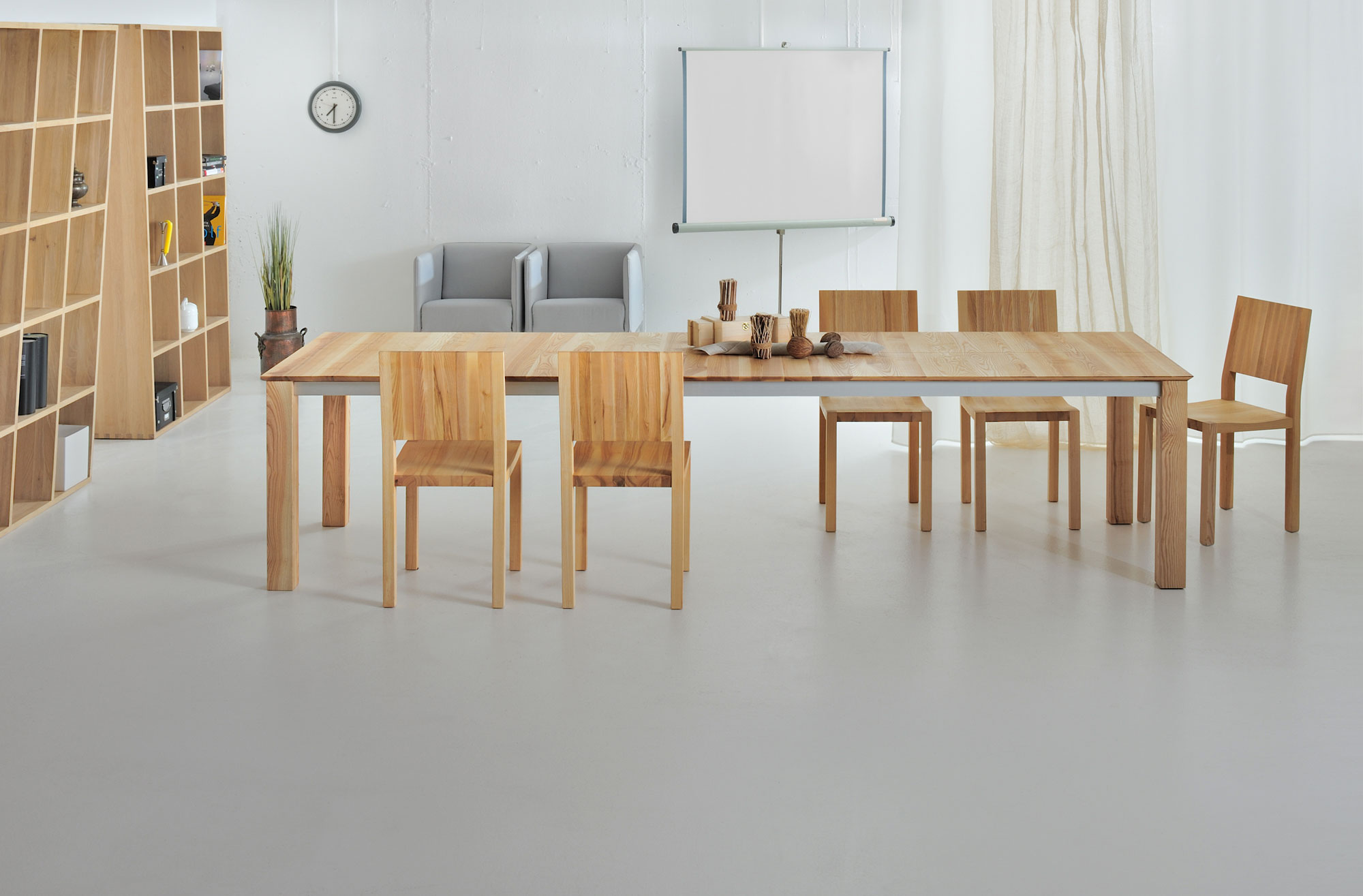 Verlängerbarer Designtisch SLIM BUTTERFLY 3949a Maßgefertigt aus Massivholz von vitamin design