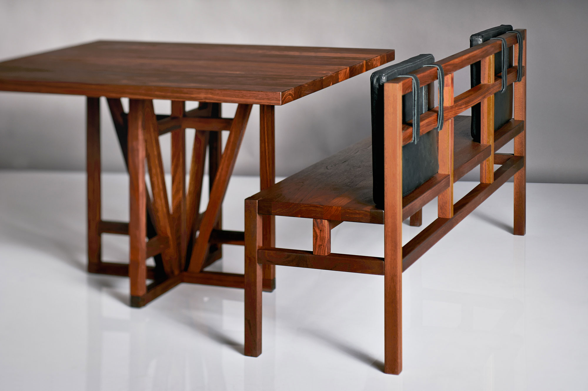 Holzbank mit Rückenlehne SENA RL 0263A Maßgefertigt aus Massivholz von vitamin design