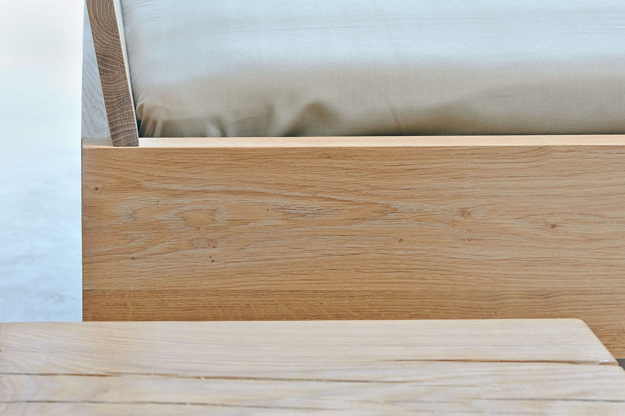Konfigurierbares Holzbett QUADRA VDC9091 Maßgefertigt aus Massivholz von vitamin design