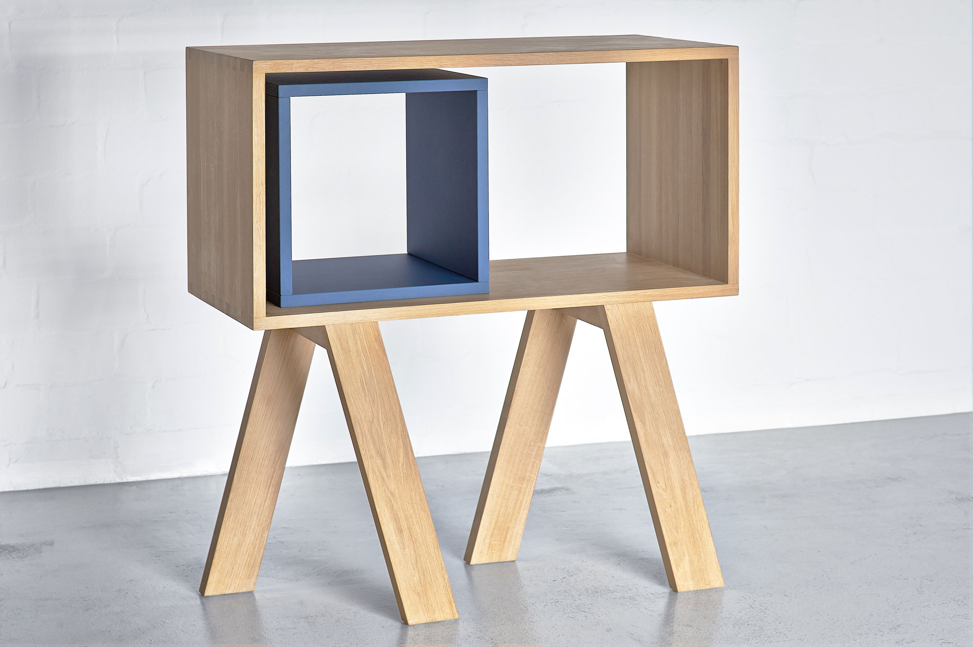 Designer Regal Massivholz GO 0092a Maßgefertigt aus Massivholz von vitamin design