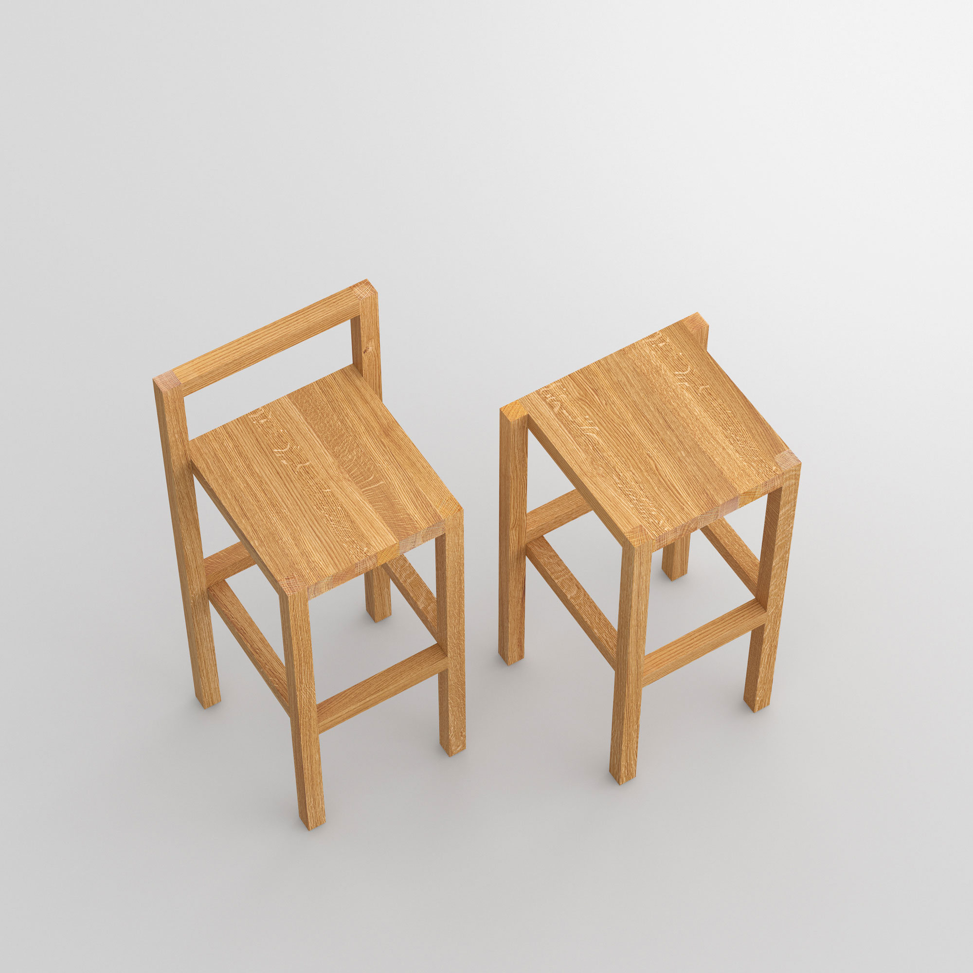 Massivholz Barhocker PALI cam2 Maßgefertigt aus Massivholz von vitamin design