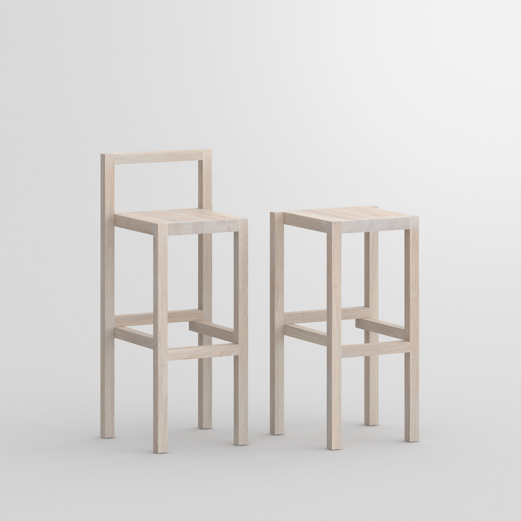 Massivholz Barhocker PALI cam1 Maßgefertigt aus Massivholz von vitamin design