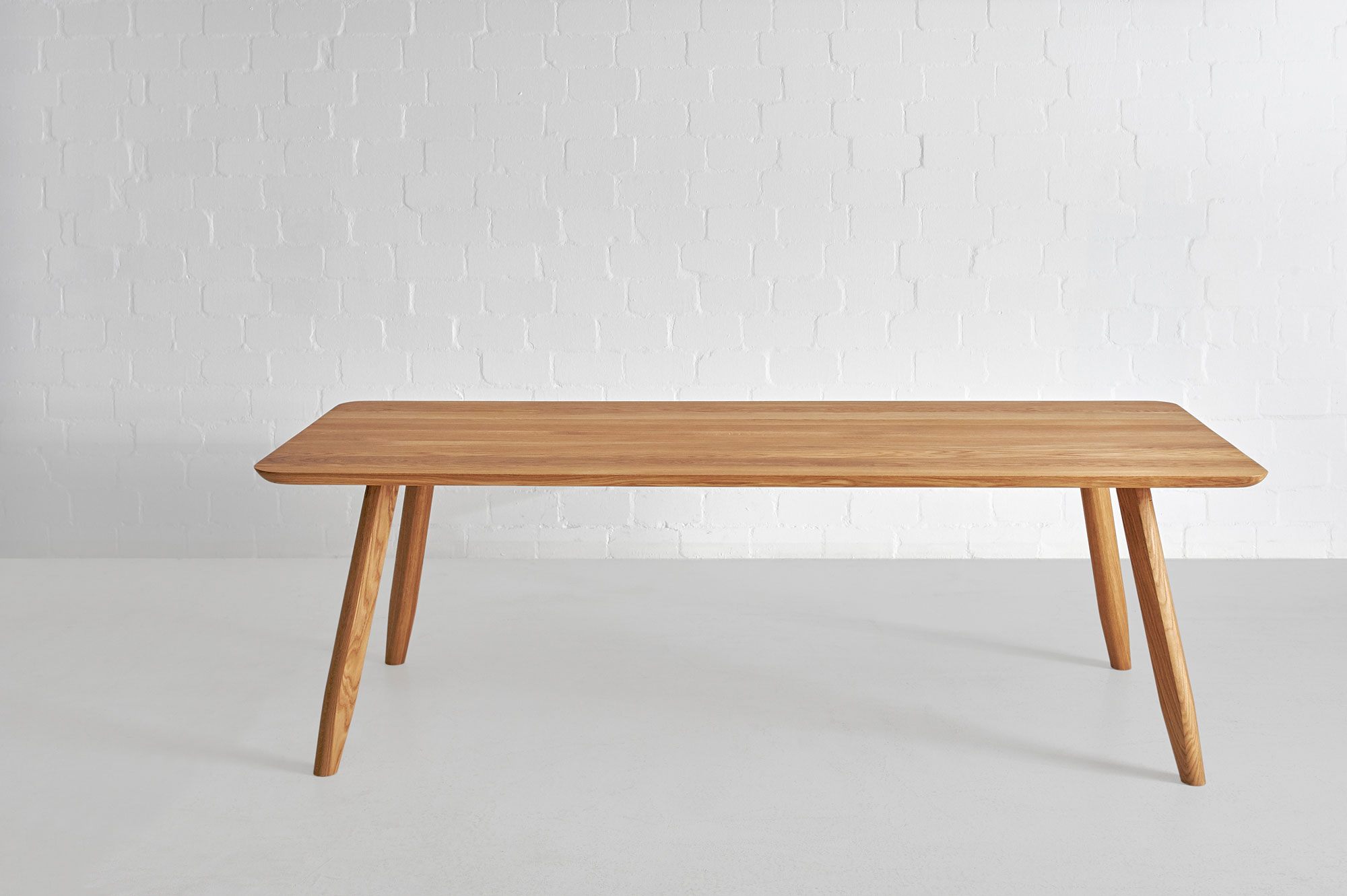 Designer Holz Esstisch AETAS BASIC 4 0209 Maßgefertigt aus Massivholz von vitamin design