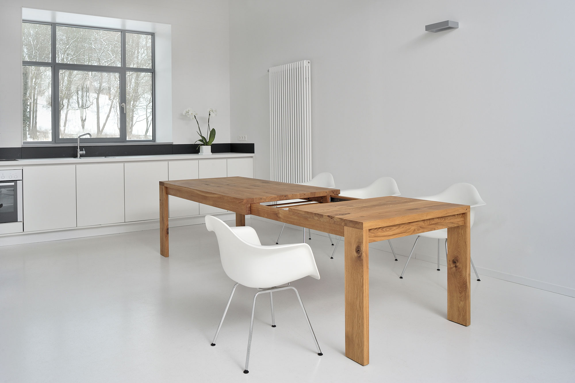 Massivholz Esstisch Einlegeplatten LUNGO 2762 Maßgefertigt aus Massivholz von vitamin design