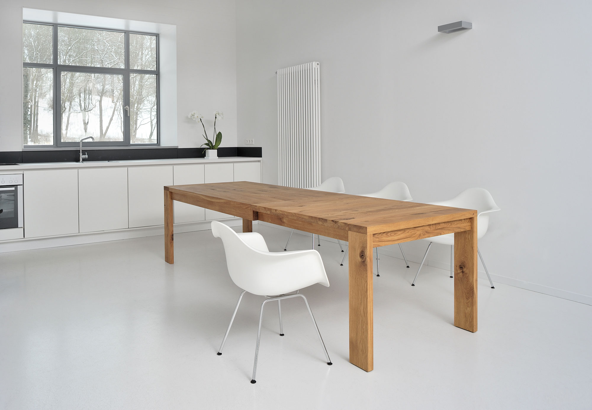Massivholz Esstisch Einlegeplatten LUNGO 2761 Maßgefertigt aus Massivholz von vitamin design