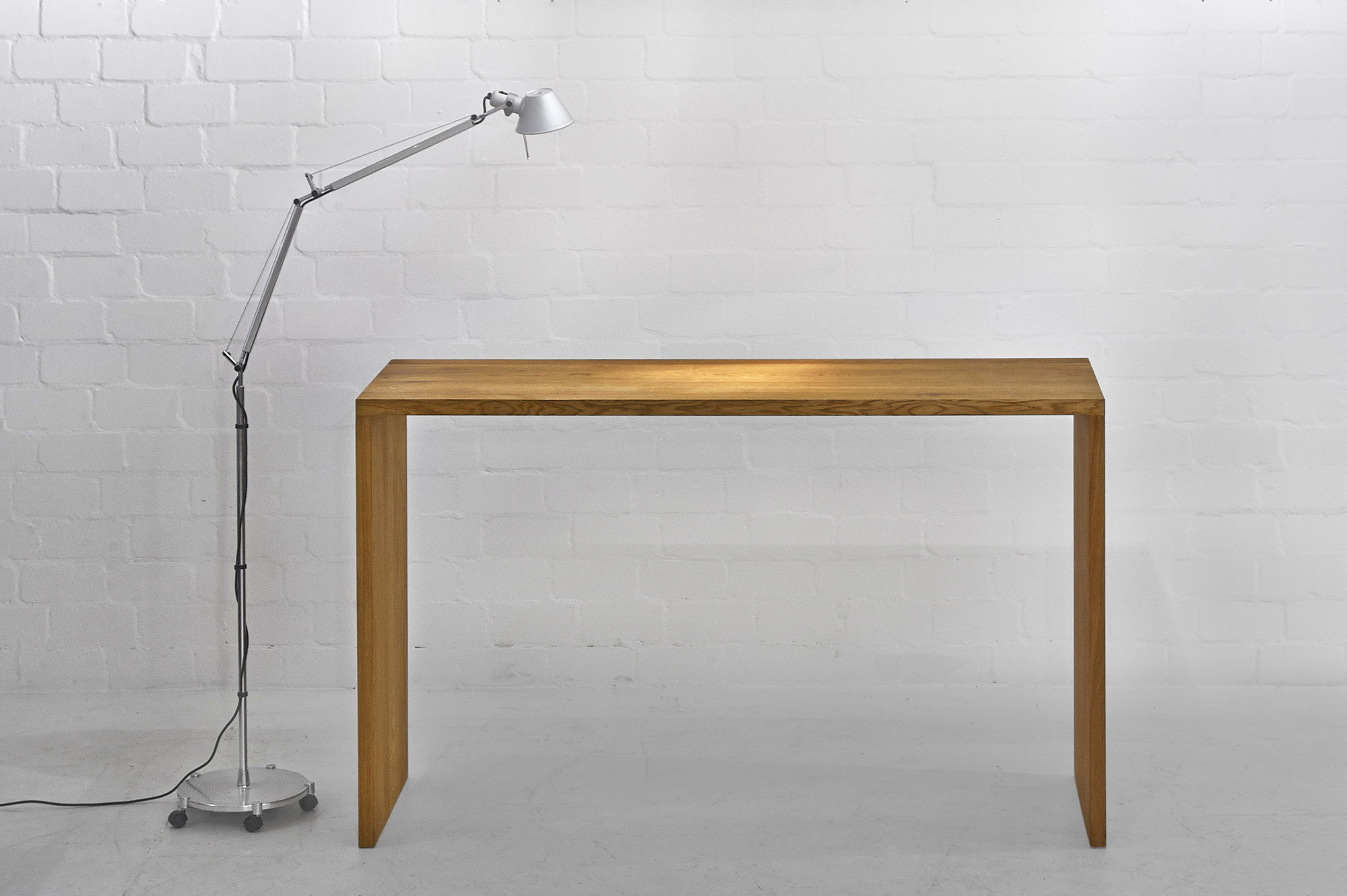Massivholz Konsolentisch MENA CONSOLE 3727a Maßgefertigt aus Massivholz von vitamin design
