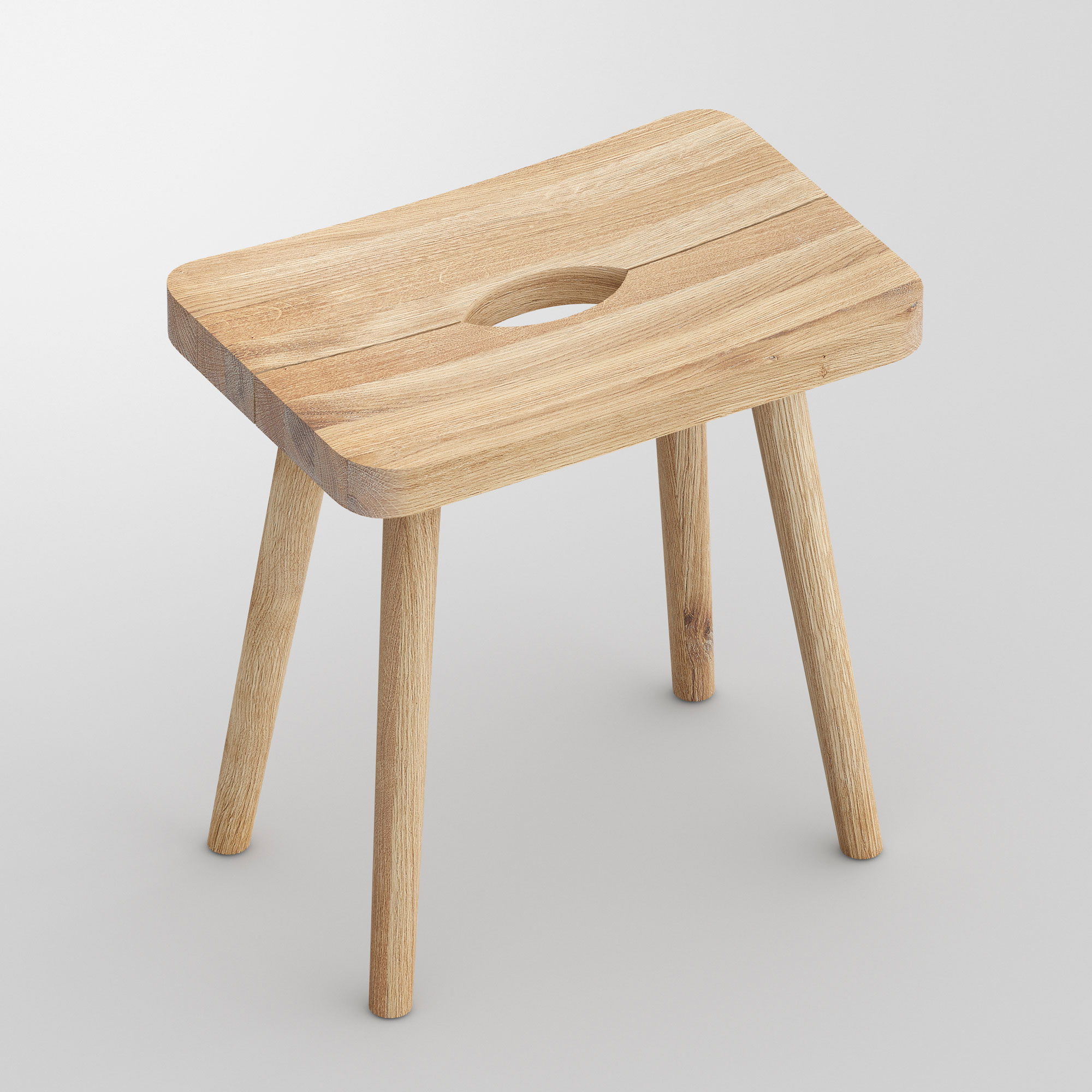 Design Schemel Hocker UNA cam1 Maßgefertigt aus Massivholz von vitamin design