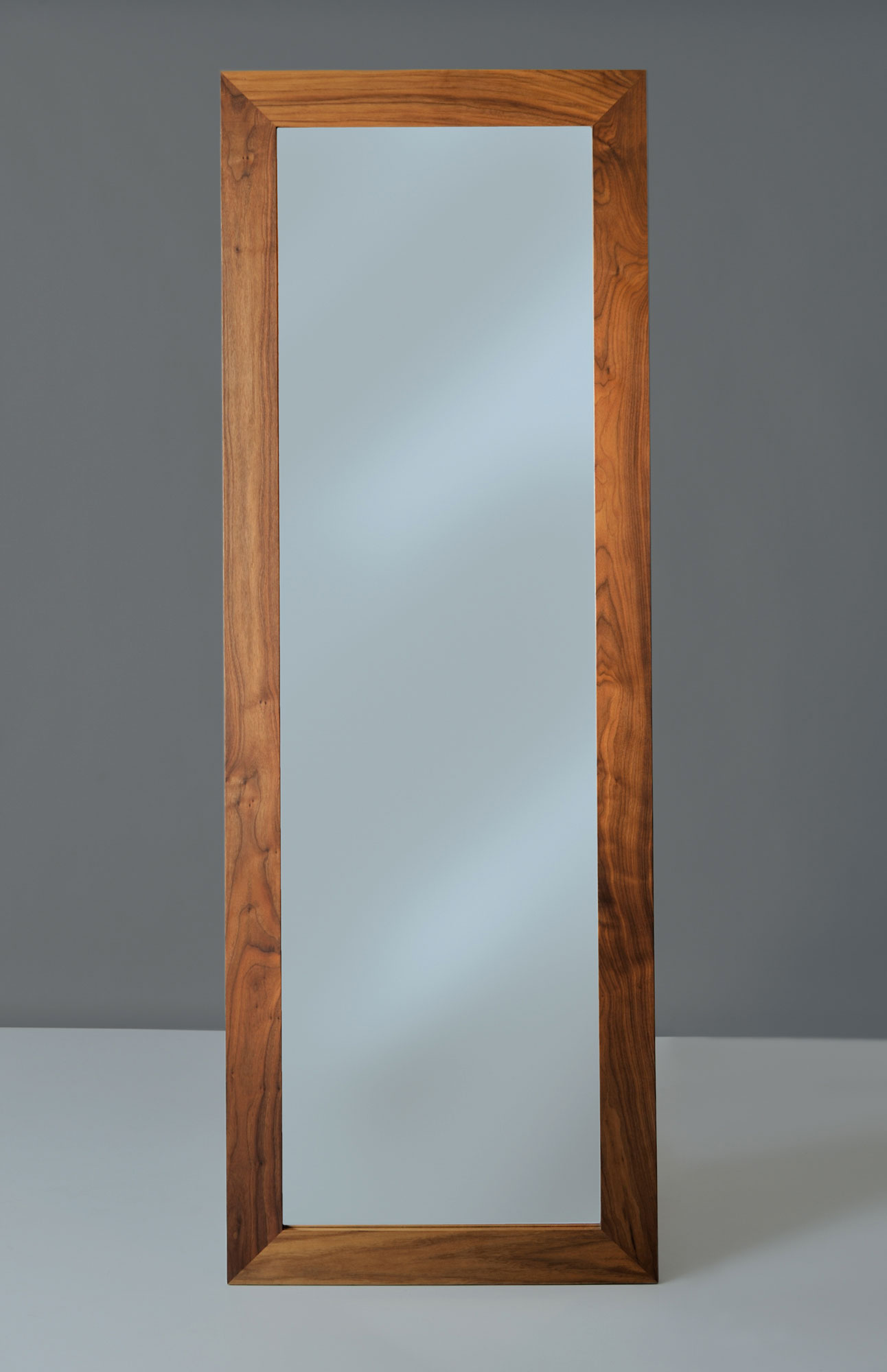Massiver Holzspiegel Zubehör SPIEGEL nef9504 Maßgefertigt aus Massivholz von vitamin design