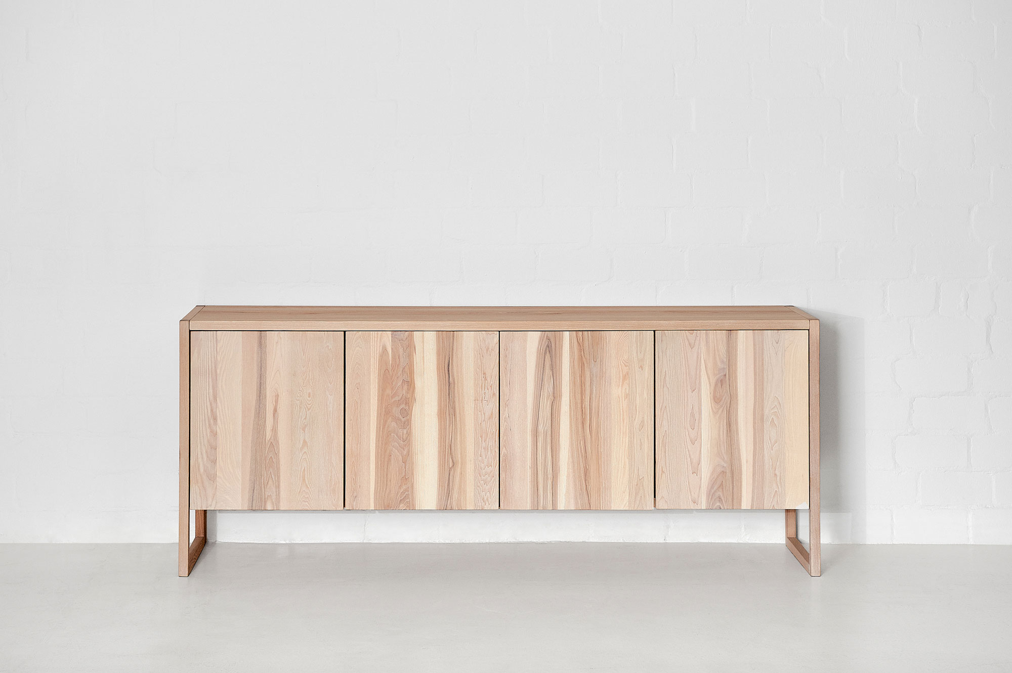BIO-MDF Holzkommode SENA Edited Maßgefertigt aus Massivholz von vitamin design