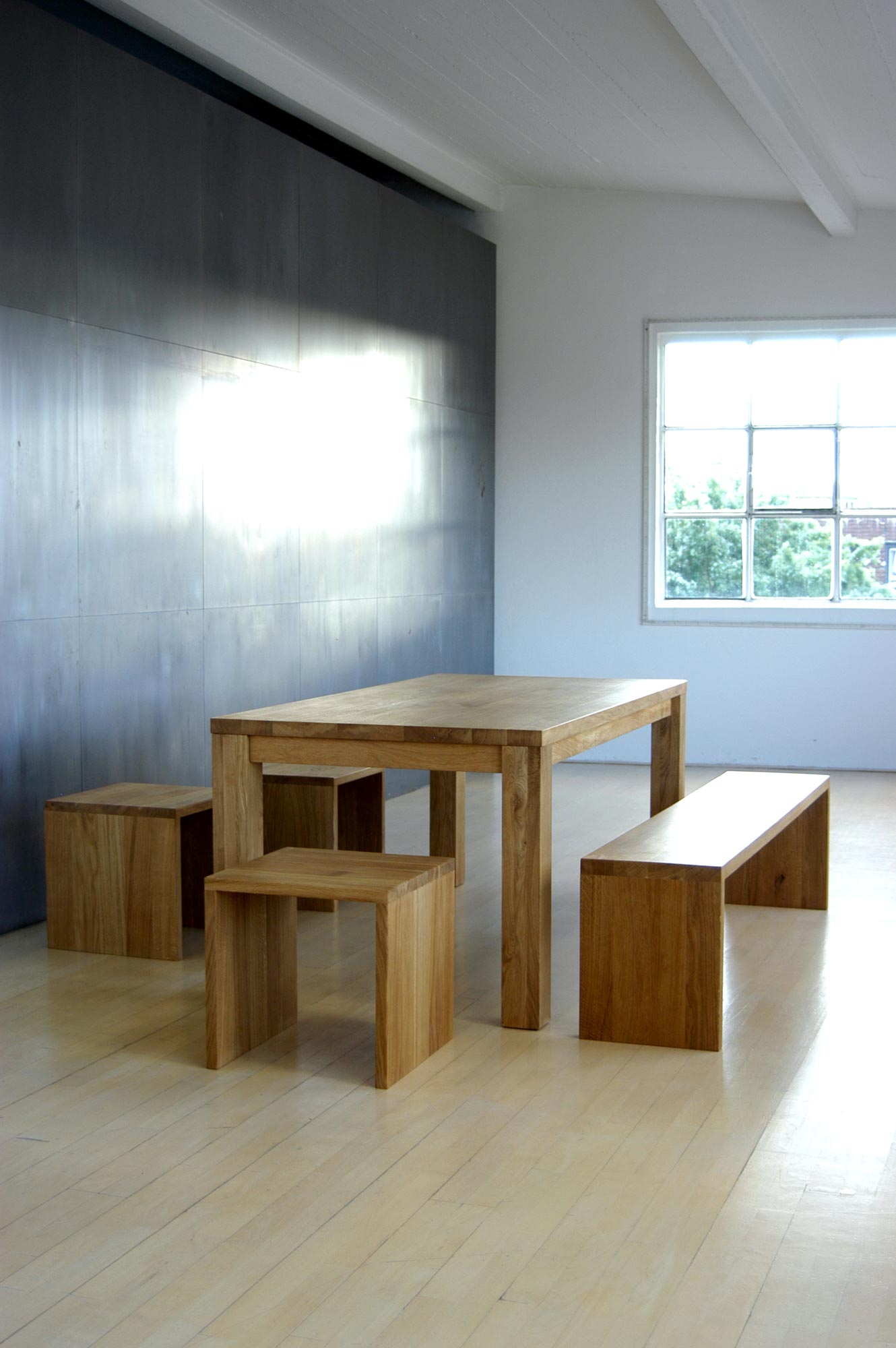 Esszimmertisch Massivholz CUBUS 4 B10X10 6690 Maßgefertigt aus Massivholz von vitamin design